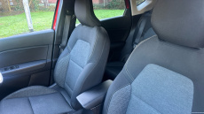 Renault Captur 1.3 Mild hybrid 140 Evolution 5dr Petrol Hatchback